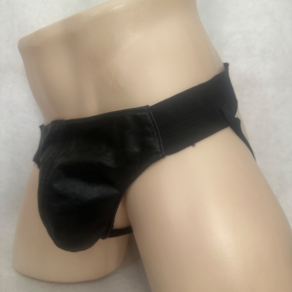 Leathermasters Pouch Jock Large 38-44" waist Leather crotch pouch Lightweight - Picture 2 of 5
